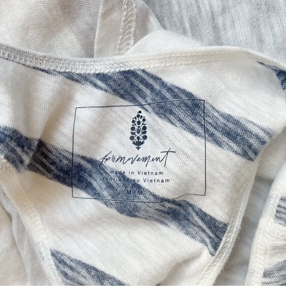 NWT Free People Keep Rolling Racerback Tank Navy Sage Combo Size Medium NEW - Picture 13 of 16